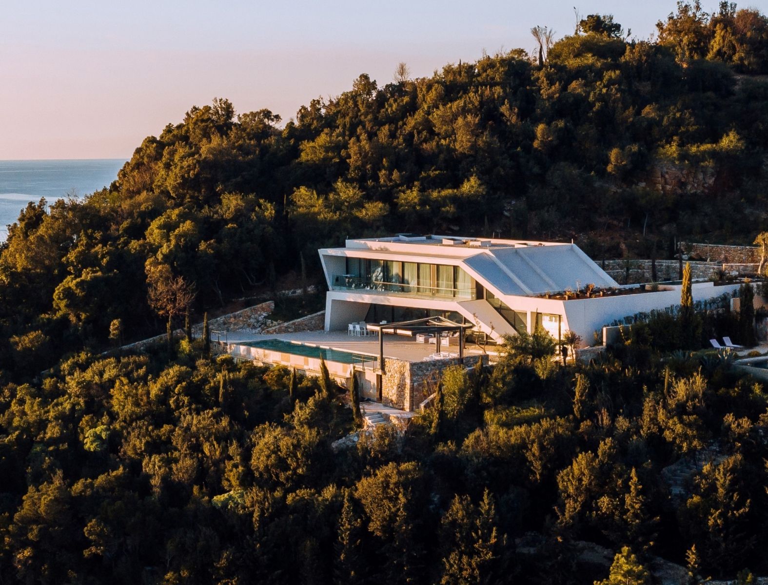 Luxury Properties Albania